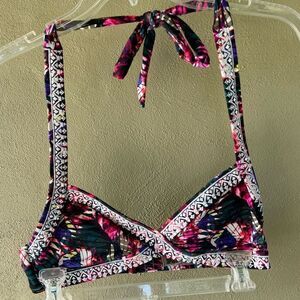 Victoria’s Secret Pink Swim Top Size Medium